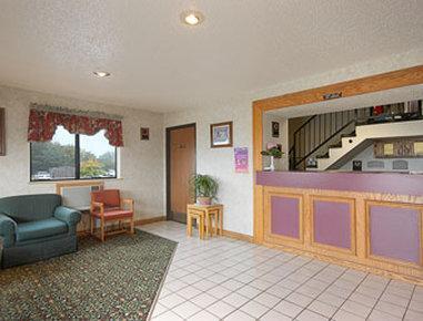 Super 8 By Wyndham Va Hotel