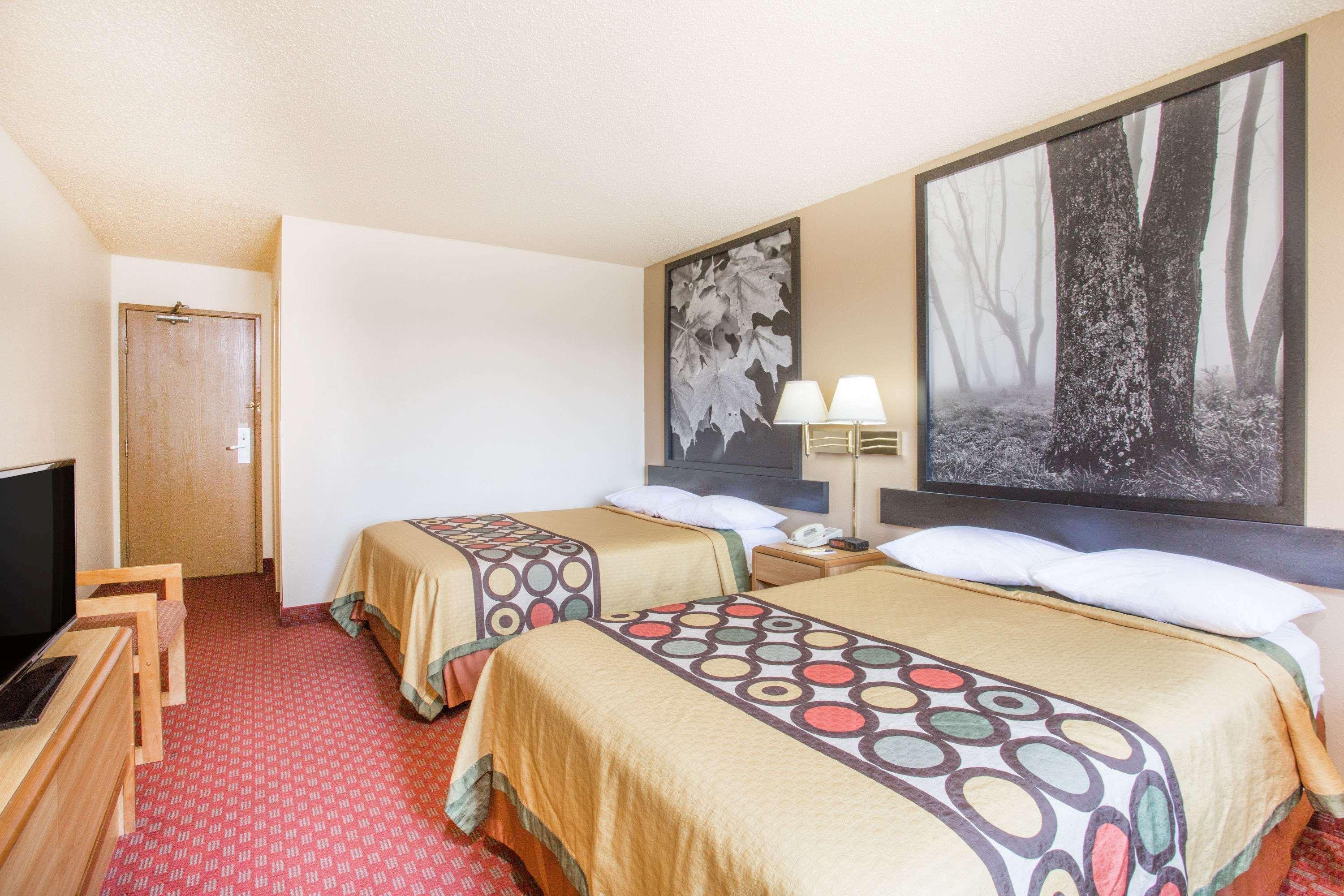 Super 8 By Wyndham Va Hotel Lexington